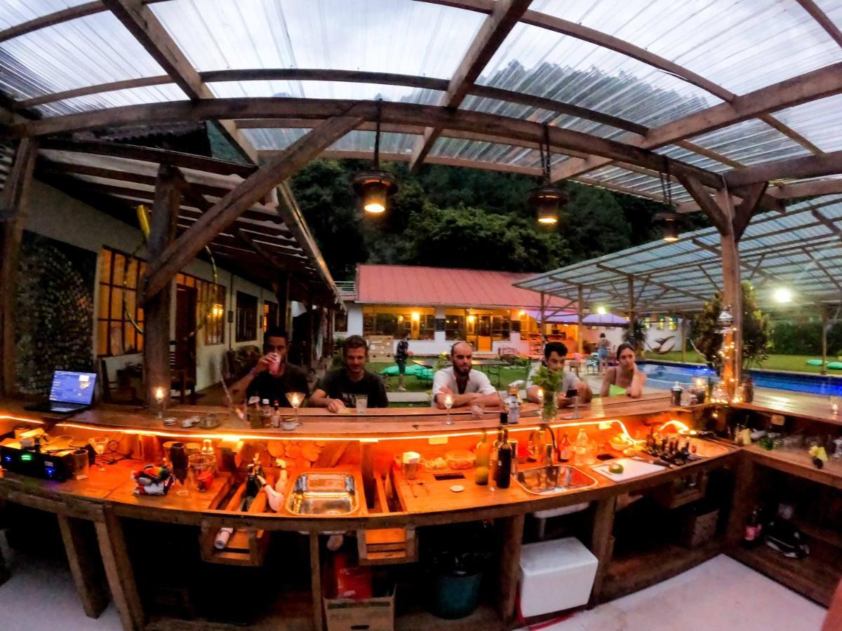 Mama Tungu Hostel Baños Exteriér fotografie