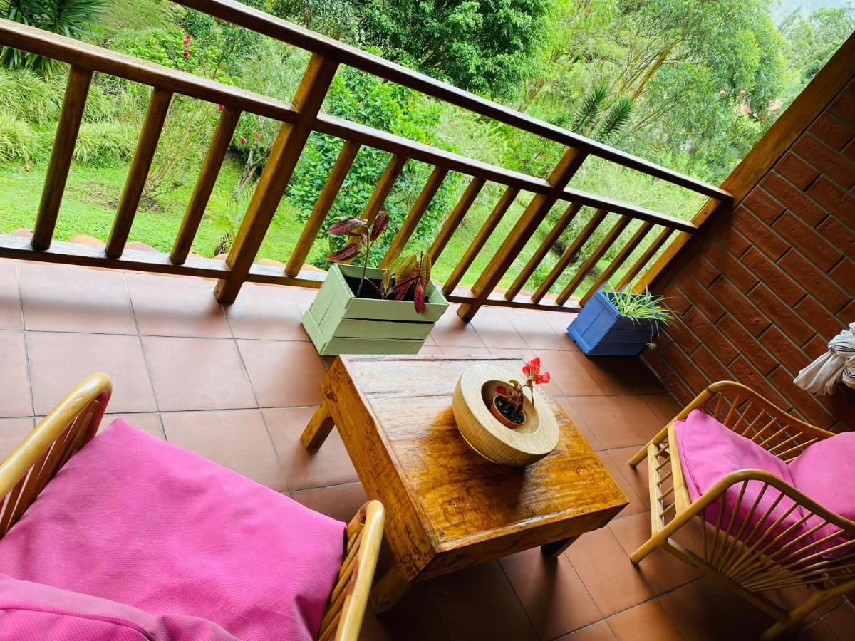 Mama Tungu Hostel Baños Exteriér fotografie